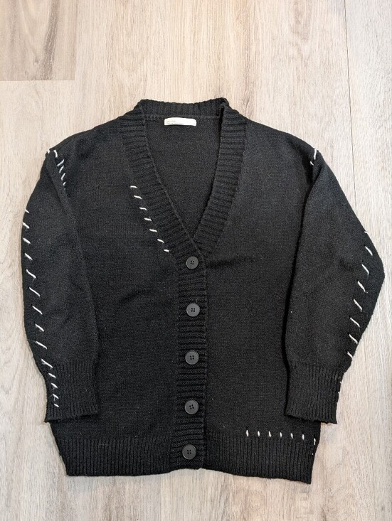OAK + FORT Sweaters - OAK + FORT Black V-Neck Button Cardigan with Contrast Stitch - Size Small